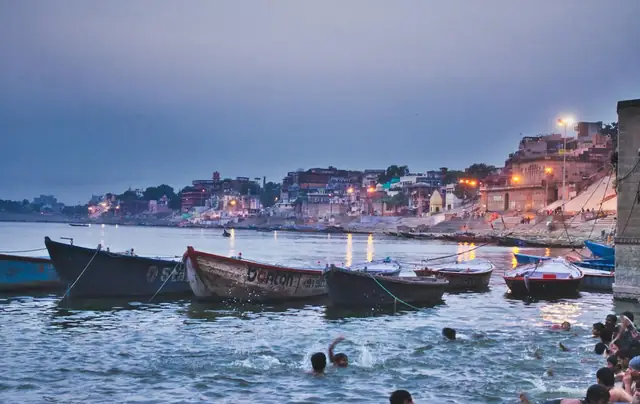 Naimisaranyam · Ayodhya · Kashi (6 Days)